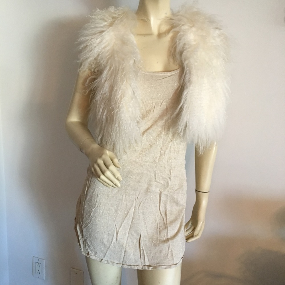 shimmery gold tunic tank top with scoop neck - Picture 4 of 8